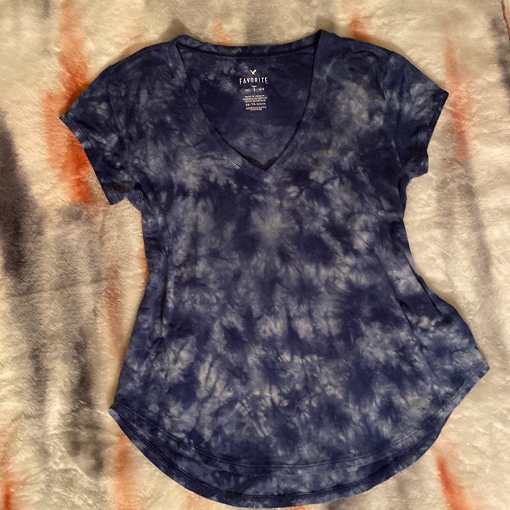 American Eagle Outfitters, “favorite T” size XS/TP/EXCH